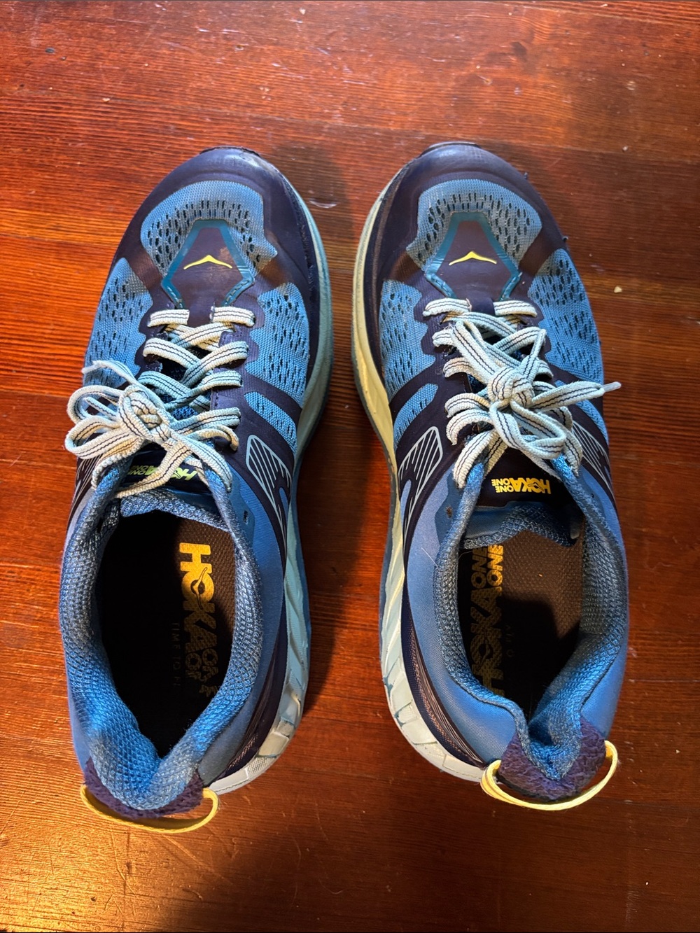 Hoka W. Stinson ATR 5 Blue and Navy Running Shoes, women’s Size 8.5. Light use.